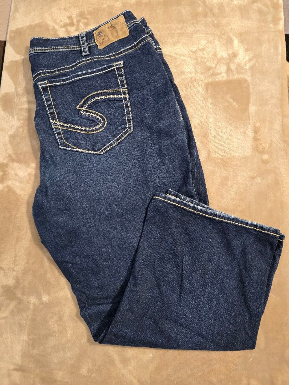 Silver Jeans Co. Suki Mid Capri Curvy Fit Denim Jeans - Size 34 (W34)
